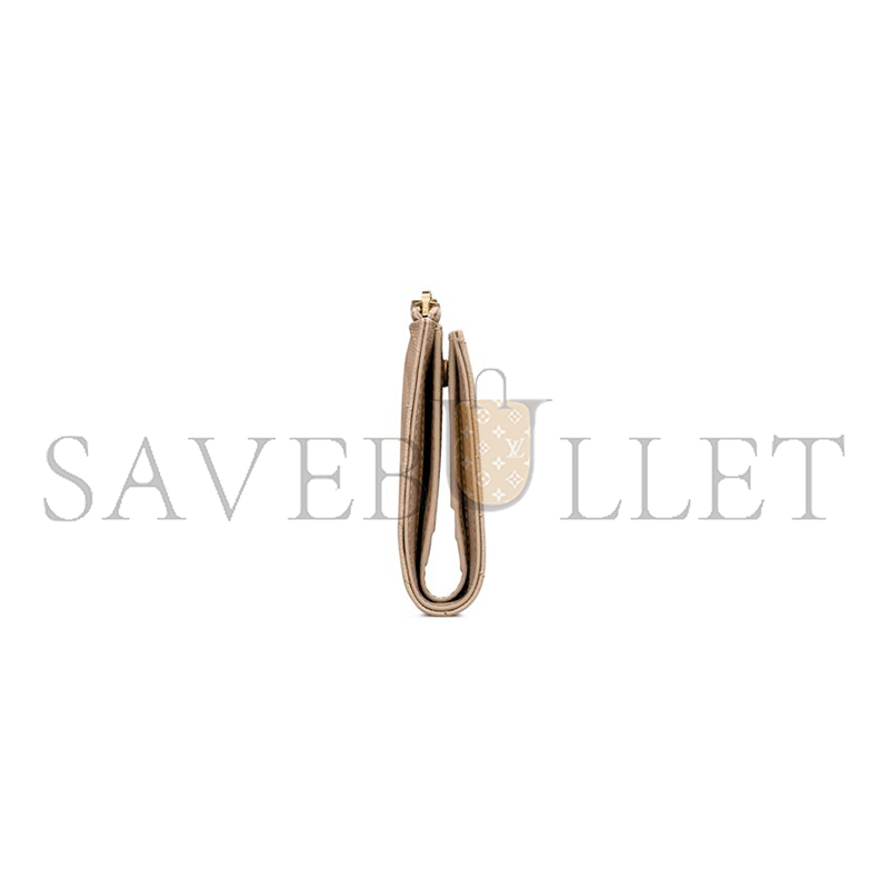 YSL CASSANDRE MATELASSÉ BI-FOLD WALLET IN GRAIN DE POUDRE LEATHER 575879BOW012721 (10.5*8.5*2.5cm) YSL CASSANDRE MATELASSÉ BI-FOLD WALLET IN GRAIN DE POUDRE LEATHER 575879BOW012721 (10.5*8.5*2.5cm)